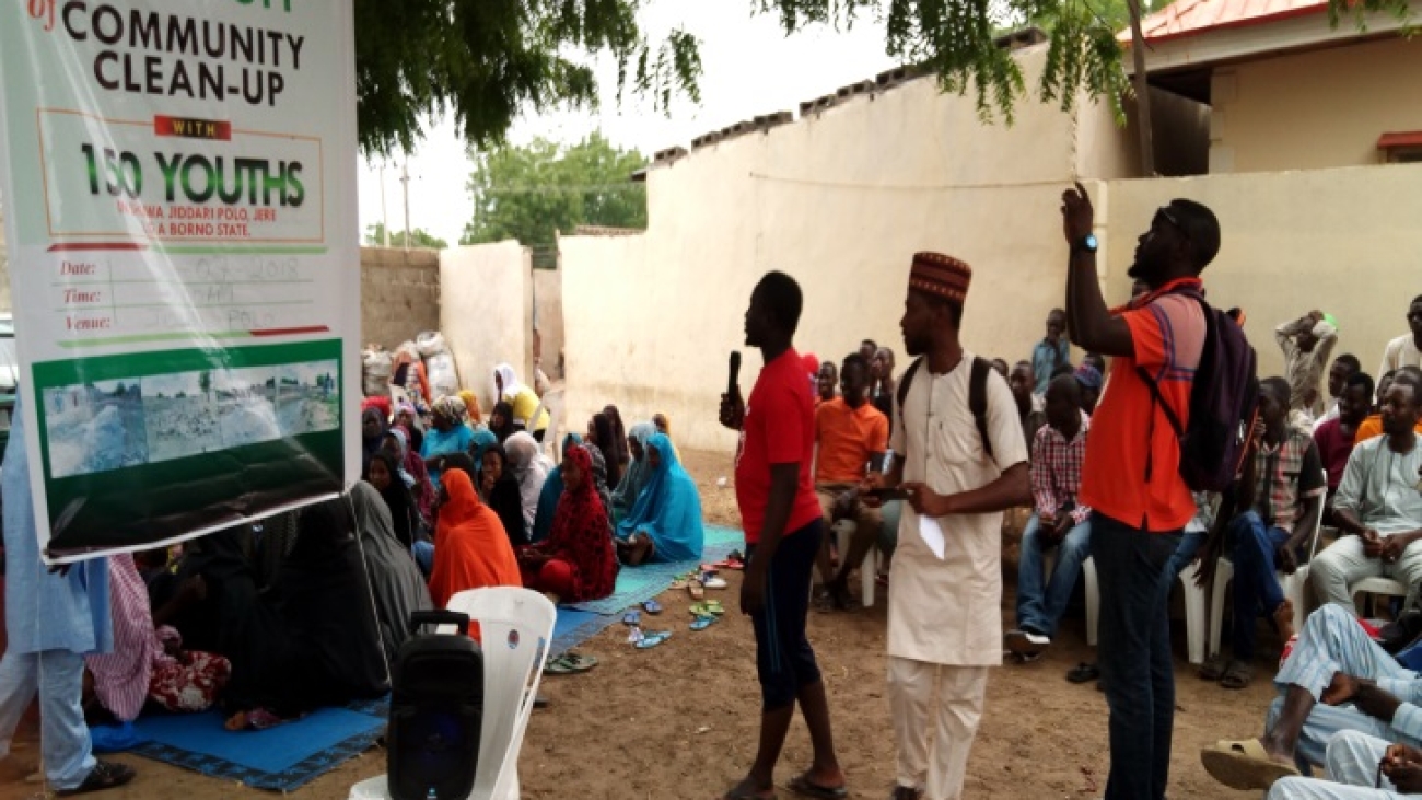 Community Clean-up for vulnerable Shuwa Jiddari Polo Wards (5)